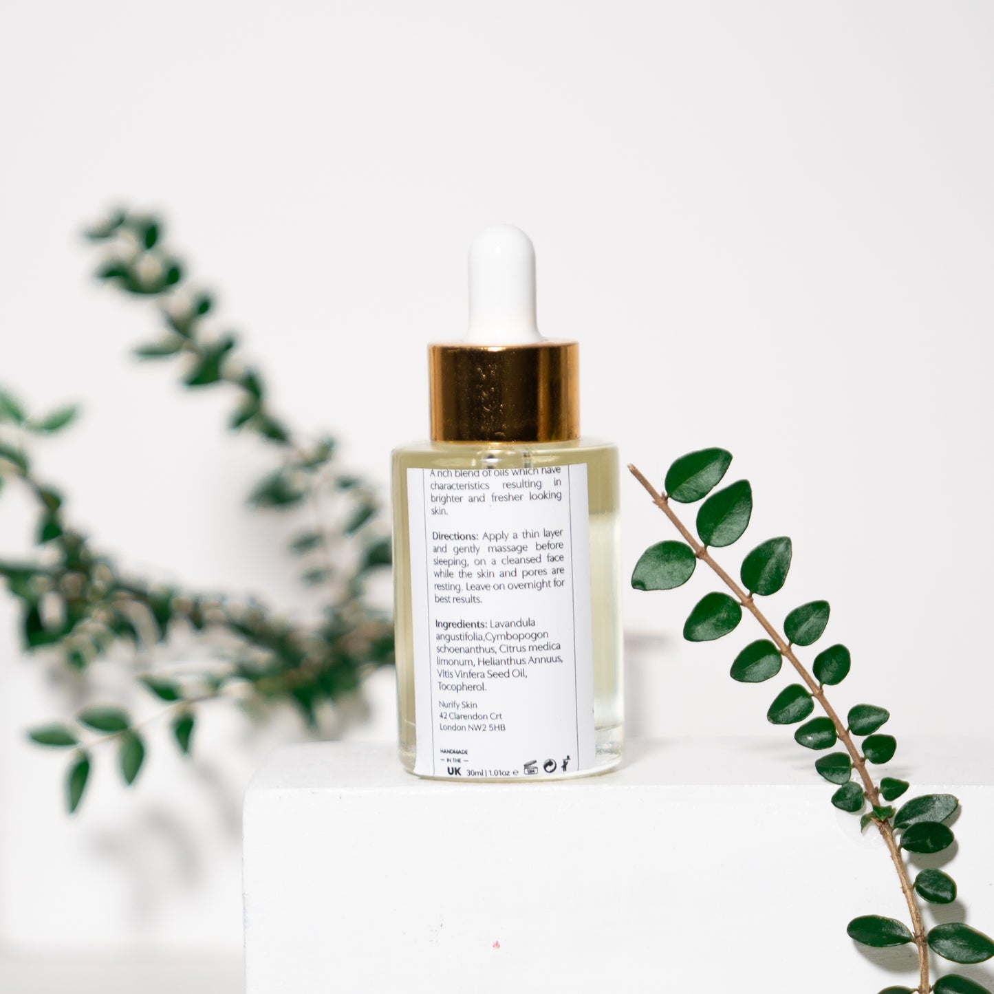 Brightening Facial Oil